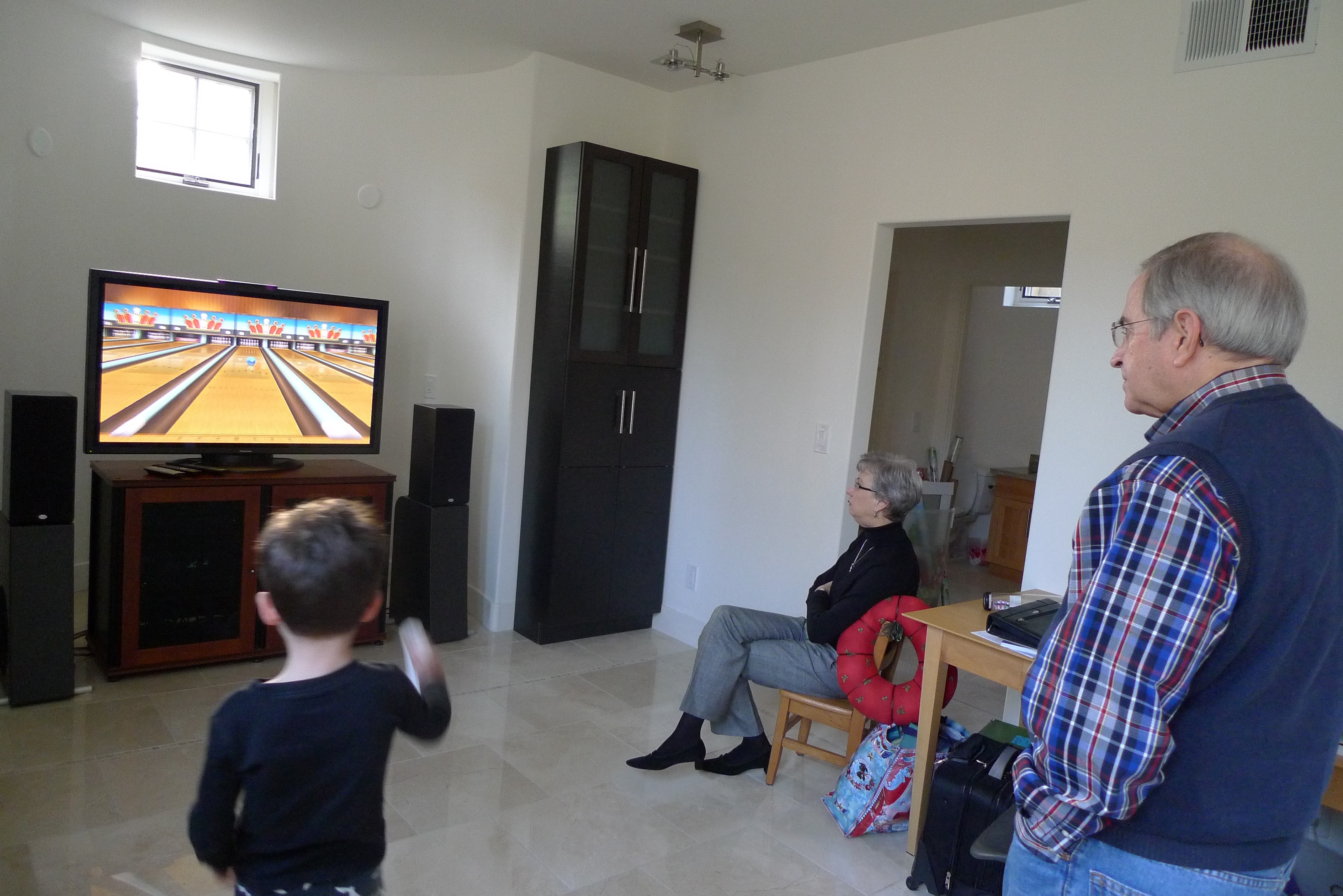 playing Wii video games